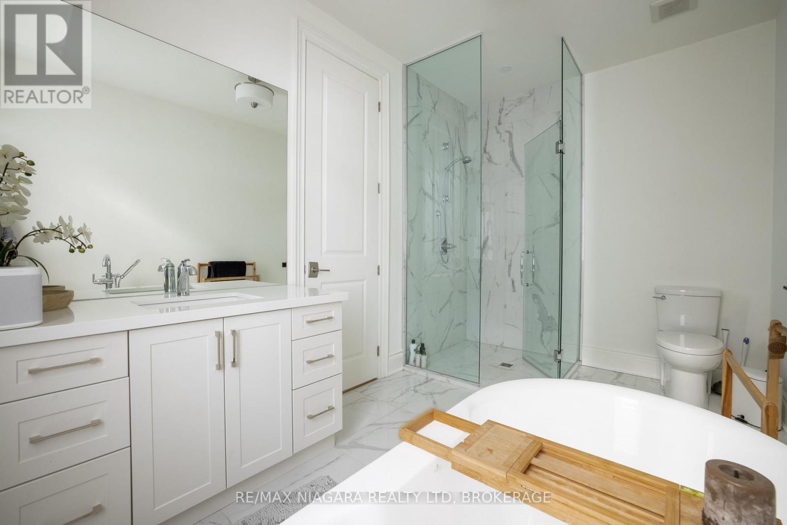 15 Arbourvale Common, St. Catharines (Glendale/glenridge), Ontario  L2T 4C5 - Photo 34 - X12464172
