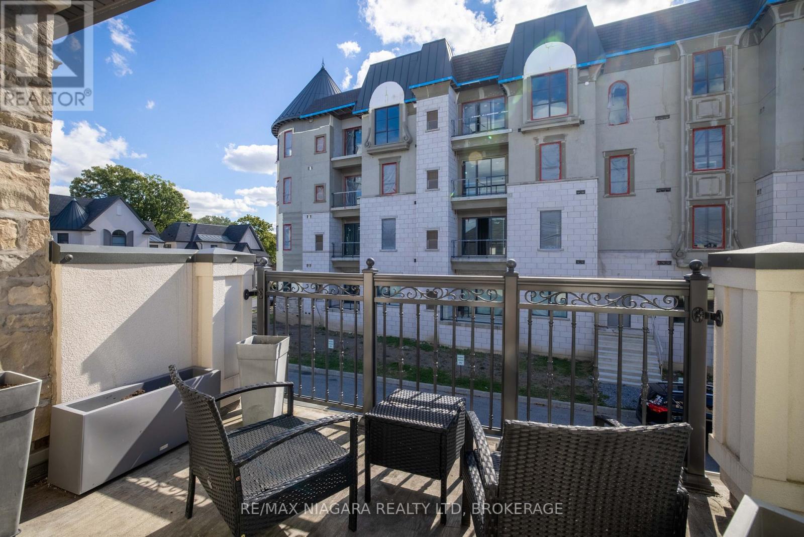 15 Arbourvale Common, St. Catharines (Glendale/glenridge), Ontario  L2T 4C5 - Photo 37 - X12464172
