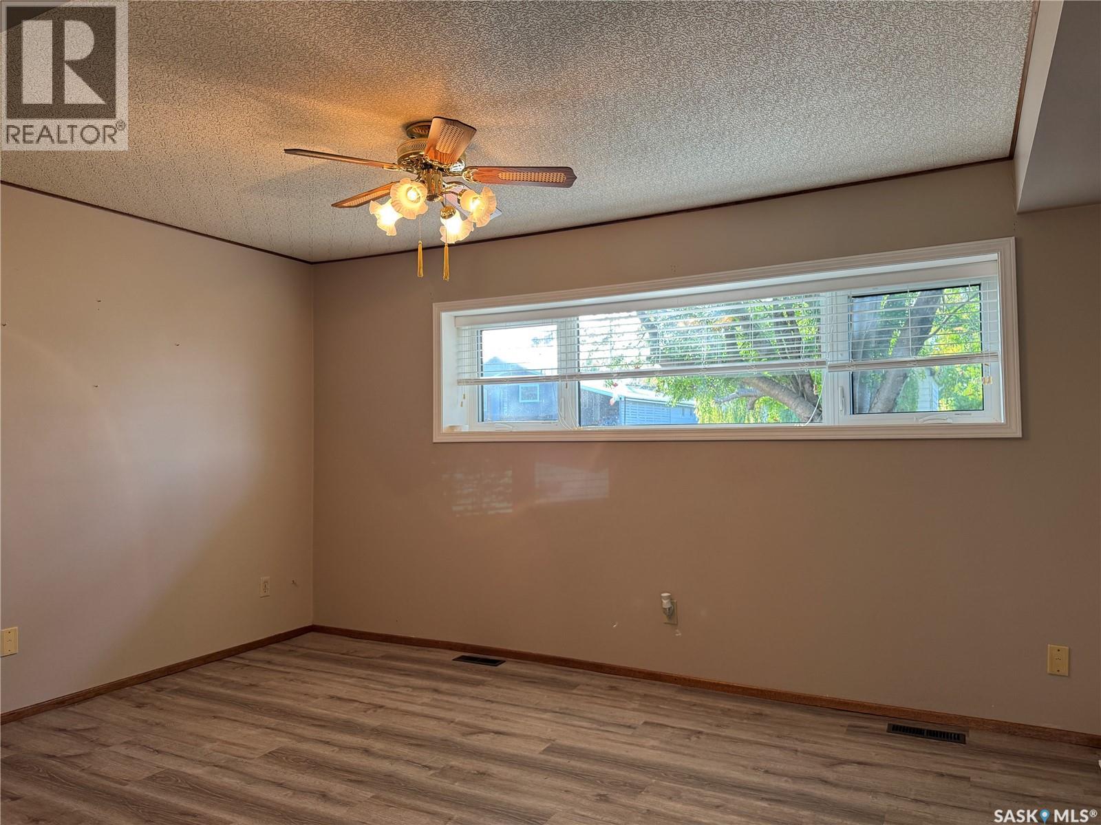 316 8th Street E, Wynyard, Saskatchewan  S0A 4T0 - Photo 24 - SK006698