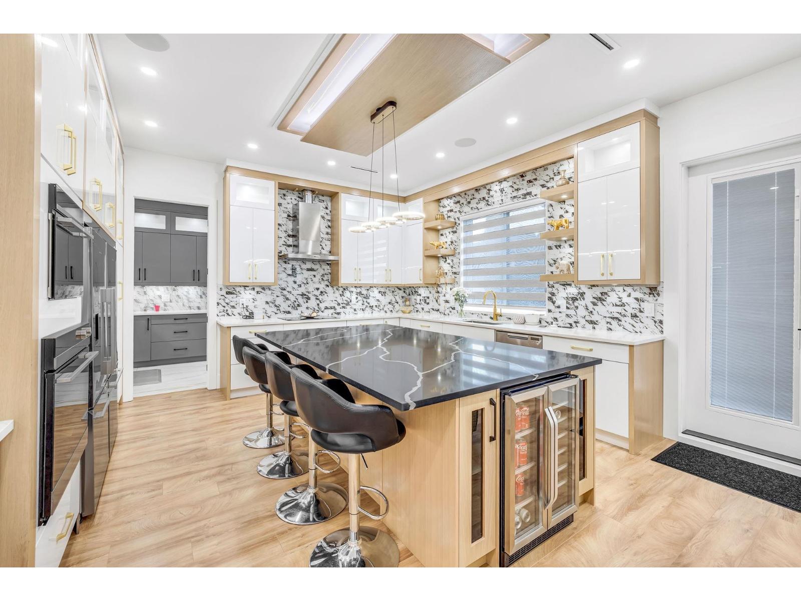 8958 139a Street, Surrey, British Columbia  V3V 7G5 - Photo 10 - R3051021
