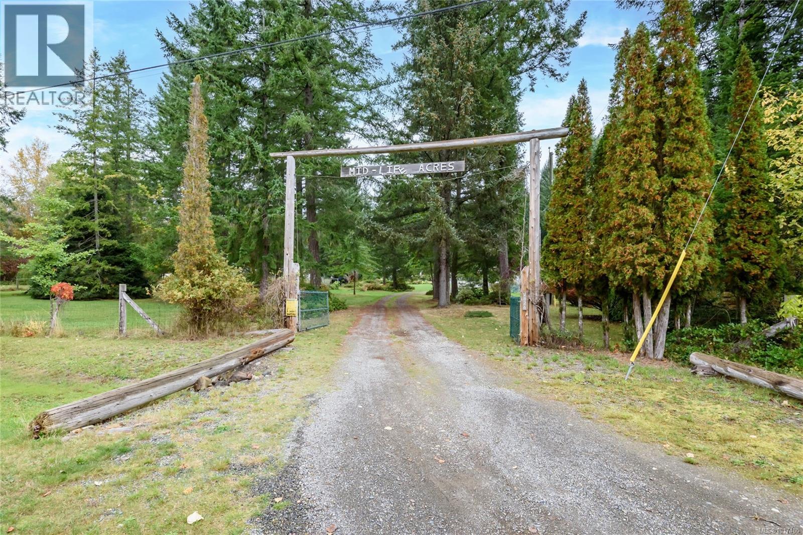 A/b 2826 Bruce Rd, Black Creek, British Columbia  V9J 1B7 - Photo 3 - 1017485