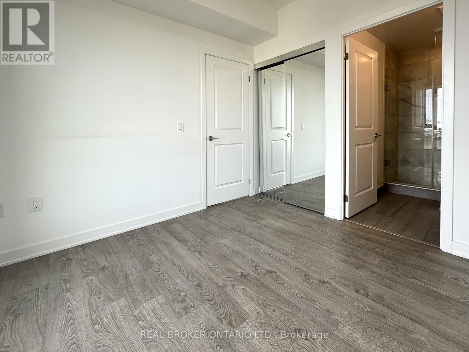 409 - 120 Eagle Rock Way, Vaughan, Ontario  L6A 5C2 - Photo 13 - N12453730