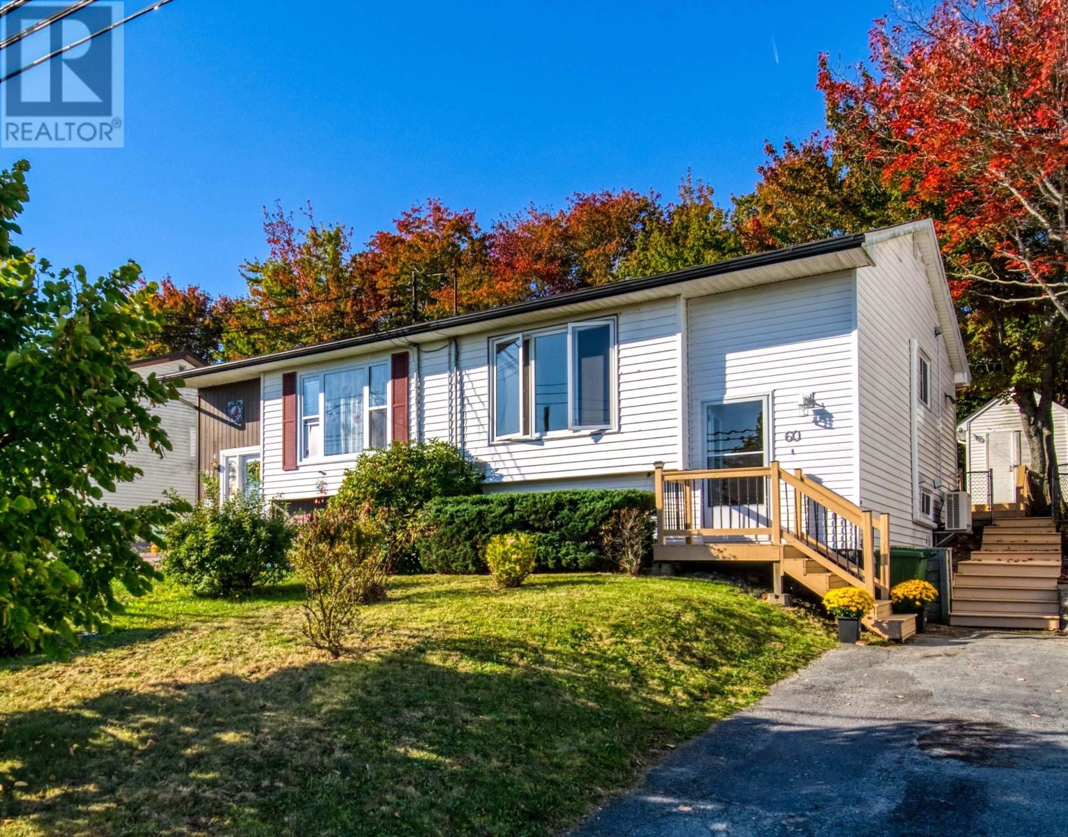 60 CRANBERRY Crescent, Dartmouth, Nova Scotia