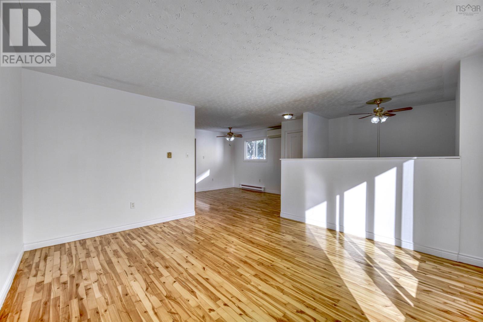 60 Cranberry Crescent, Dartmouth, Nova Scotia  B2W 5A9 - Photo 3 - 202525184