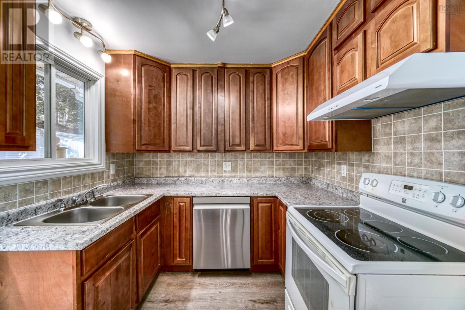 60 Cranberry Crescent, Dartmouth, Nova Scotia  B2W 5A9 - Photo 7 - 202525184
