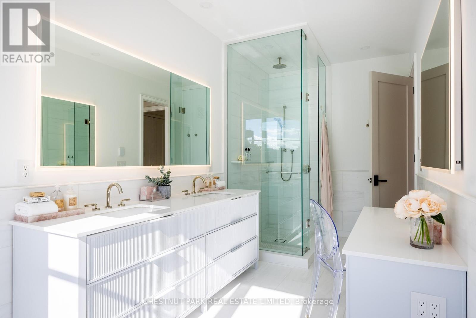 229 Sheldrake Boulevard, Toronto, Ontario  M4P 2B1 - Photo 18 - C12464107