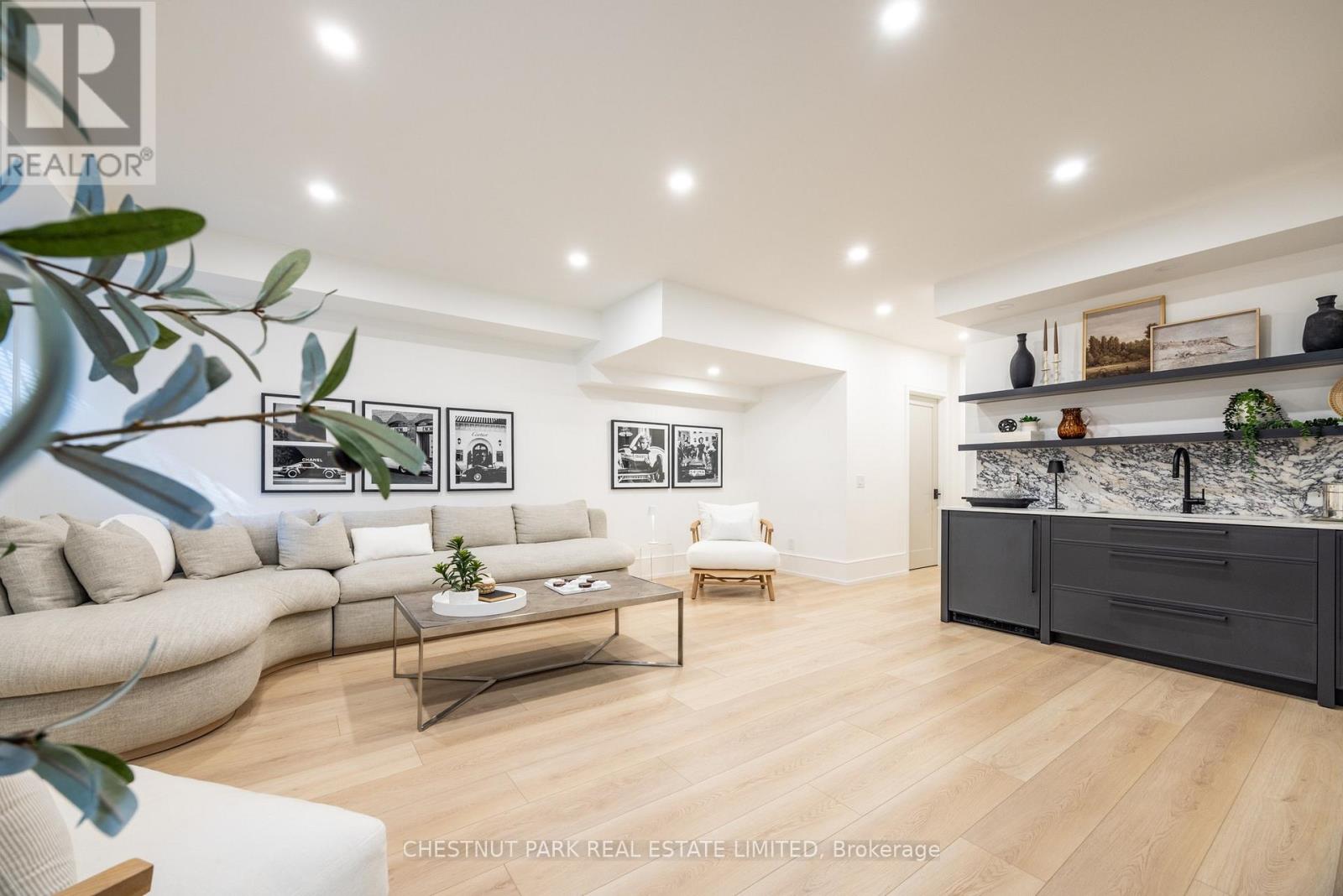 229 Sheldrake Boulevard, Toronto, Ontario  M4P 2B1 - Photo 35 - C12464107
