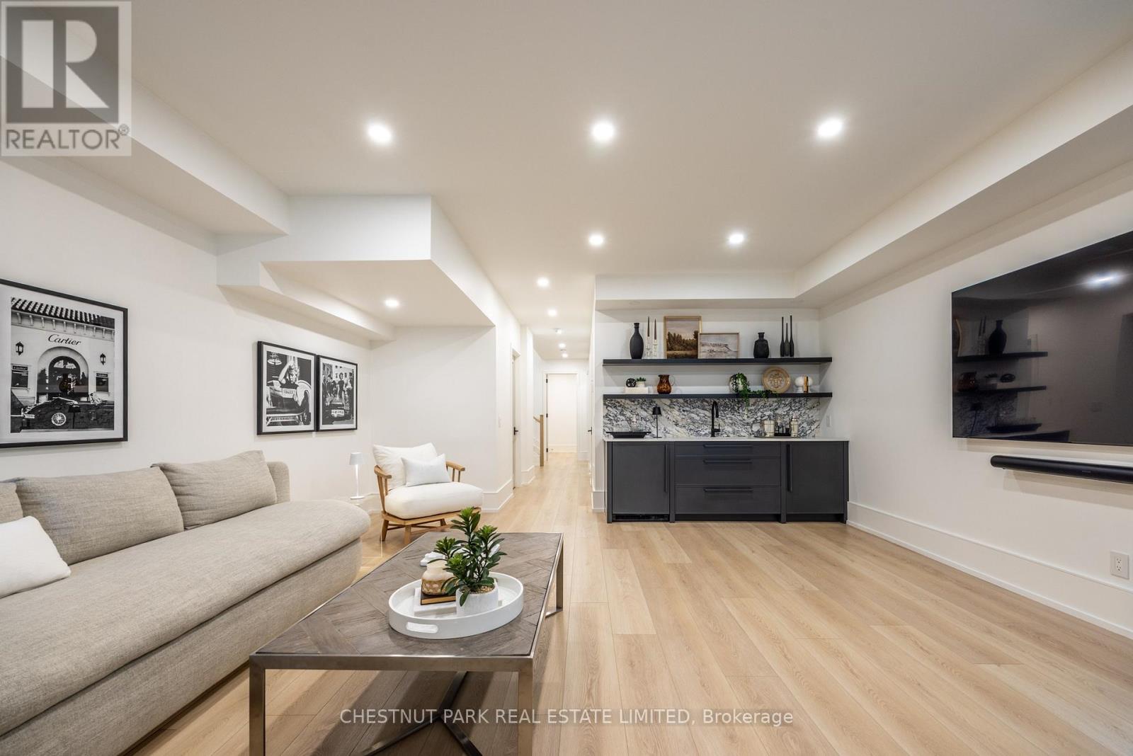 229 Sheldrake Boulevard, Toronto, Ontario  M4P 2B1 - Photo 36 - C12464107