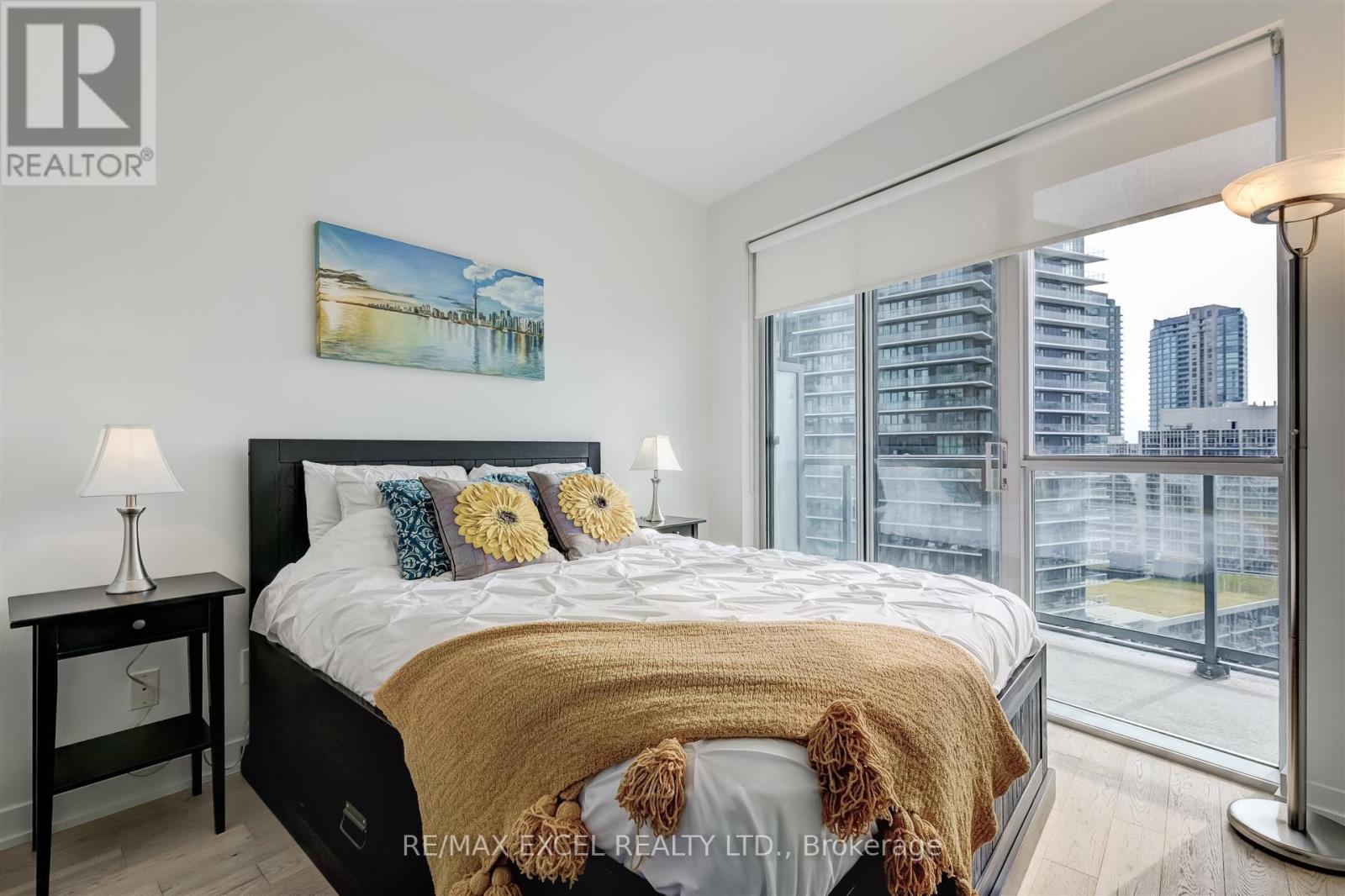 1703 - 20 Bruyeres Mews, Toronto, Ontario  M5V 0G8 - Photo 12 - C12464113