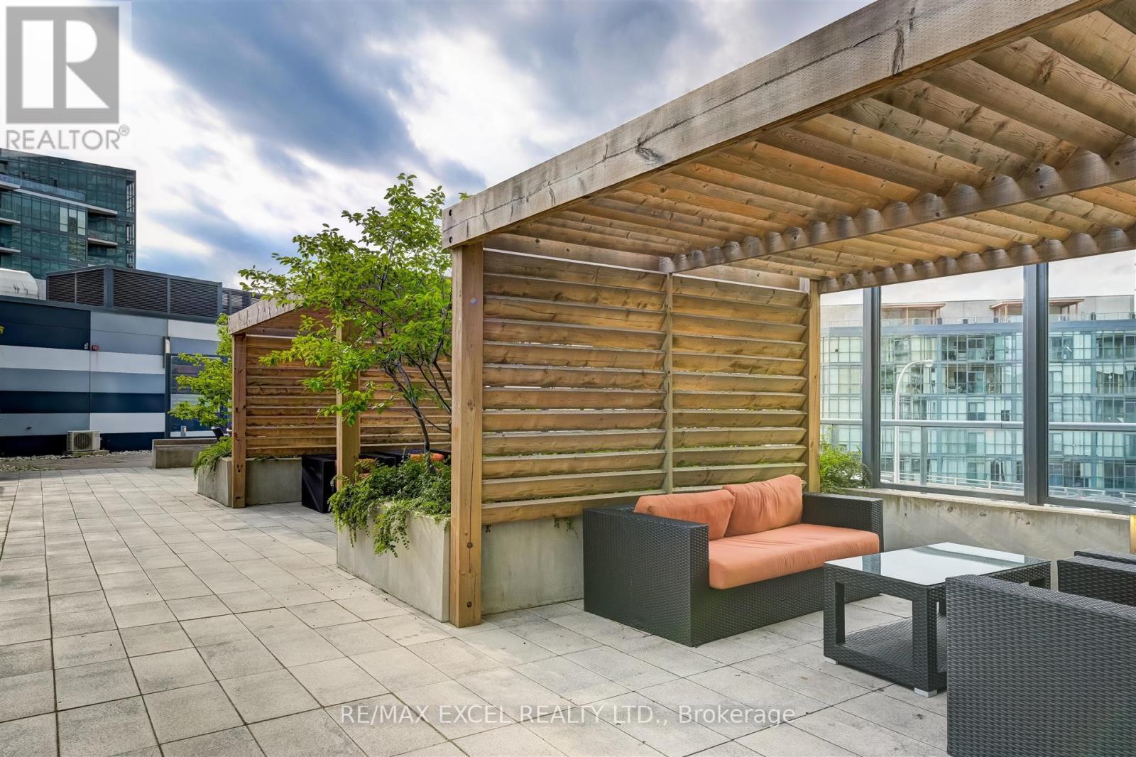 1703 - 20 Bruyeres Mews, Toronto, Ontario  M5V 0G8 - Photo 21 - C12464113