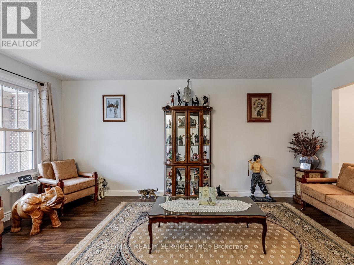 410 Sunset Boulevard, Clarington, Ontario  L1B 1C8 - Photo 4 - E12464104