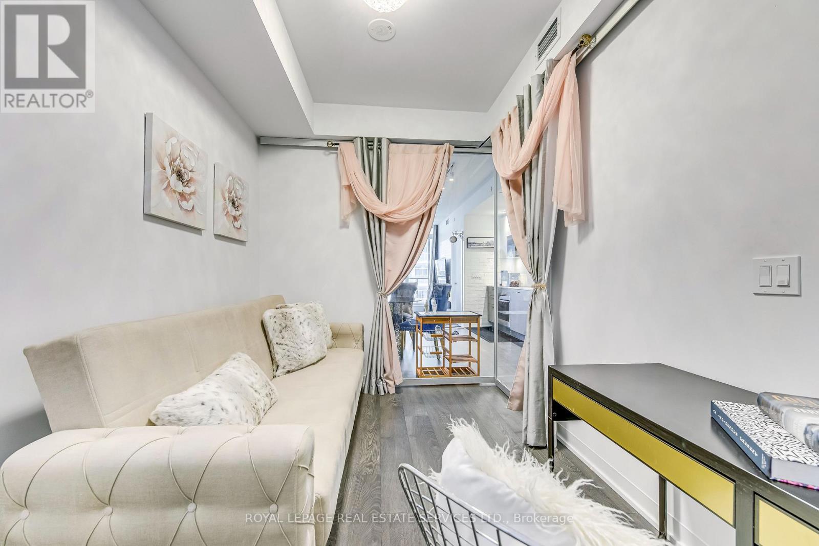 1805 - 1926 Lake Shore Boulevard W, Toronto, Ontario  M6S 1A1 - Photo 15 - W12460191