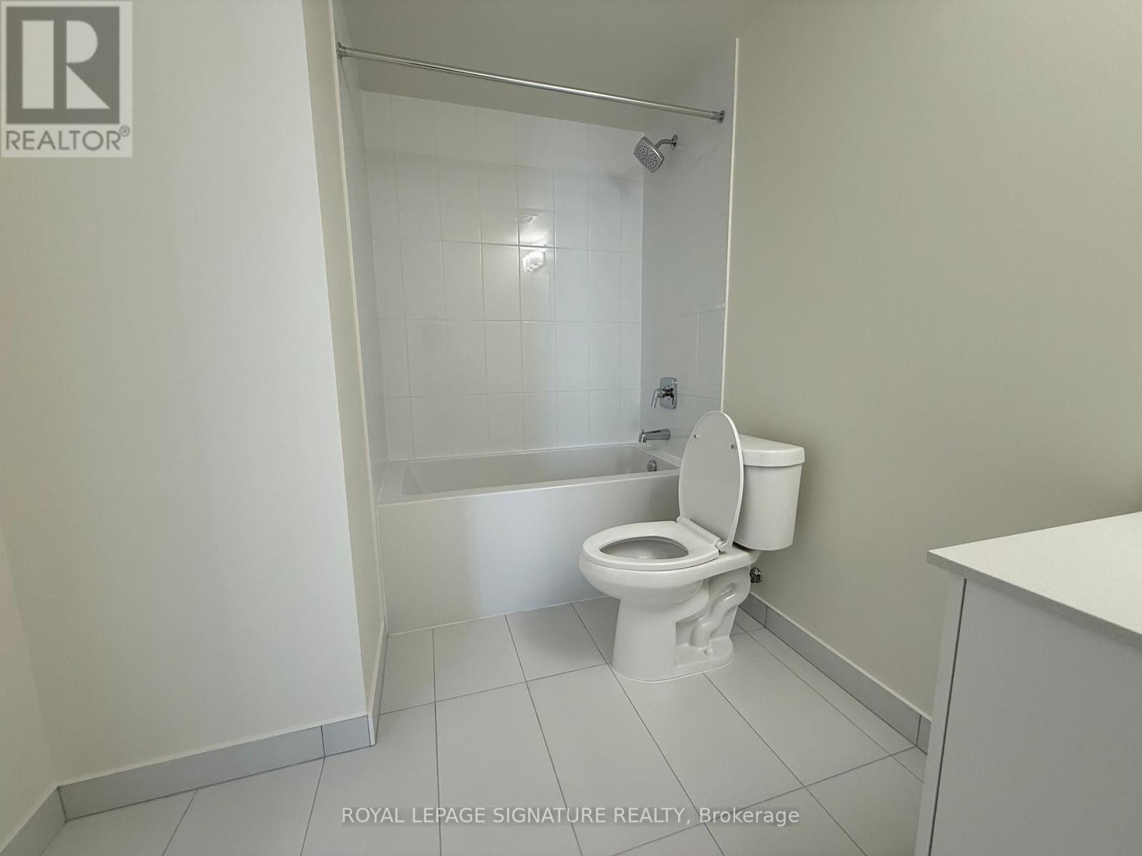 214 - 27 Korda Gate, Vaughan, Ontario  L4K 0P6 - Photo 15 - N12464108