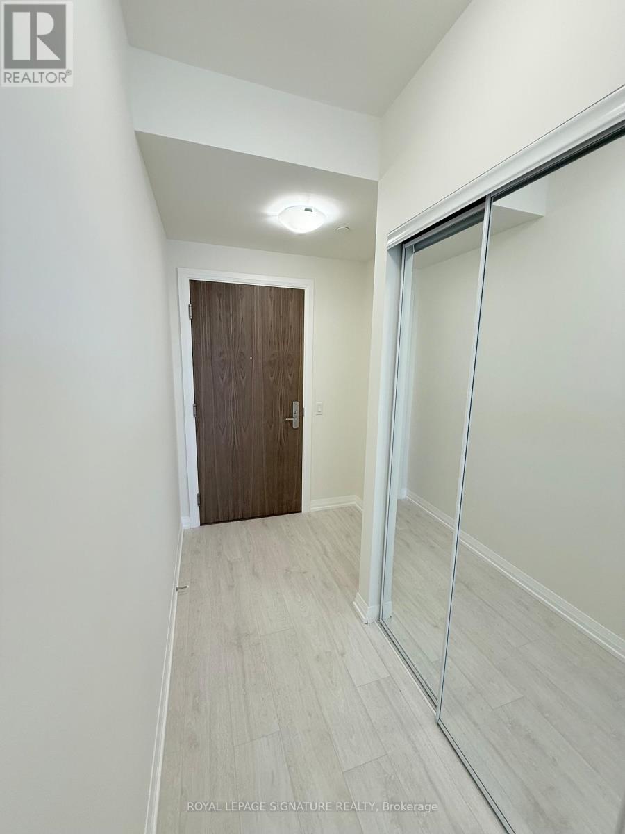 214 - 27 Korda Gate, Vaughan, Ontario  L4K 0P6 - Photo 2 - N12464108