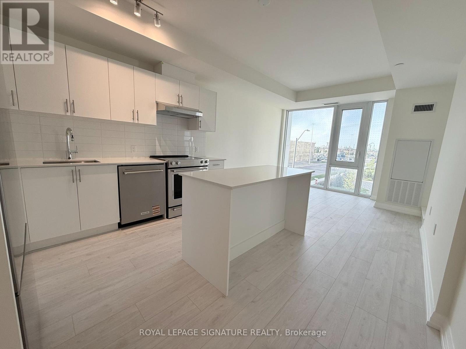 214 - 27 Korda Gate, Vaughan, Ontario  L4K 0P6 - Photo 6 - N12464108