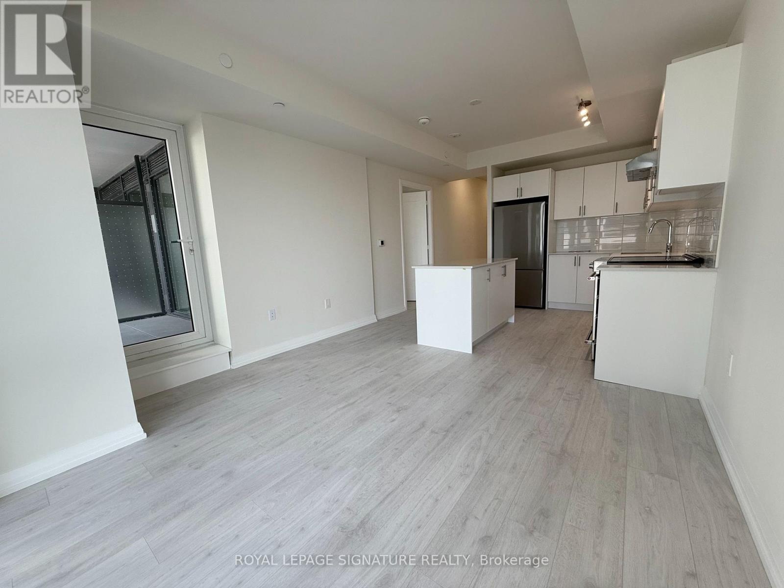 214 - 27 Korda Gate, Vaughan, Ontario  L4K 0P6 - Photo 7 - N12464108