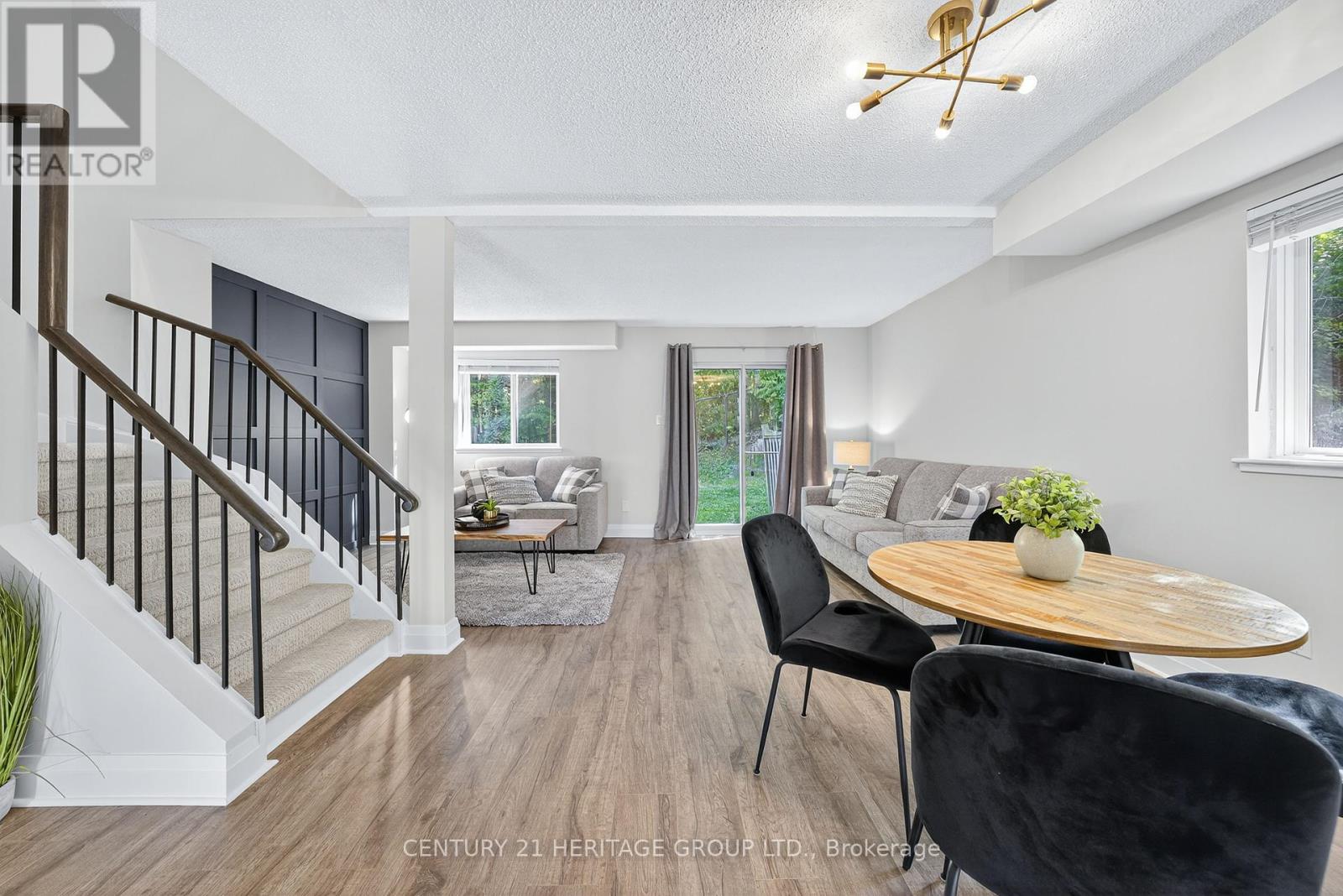 654 Gibney Crescent, Newmarket, Ontario  L3X 1Y1 - Photo 13 - N12464119