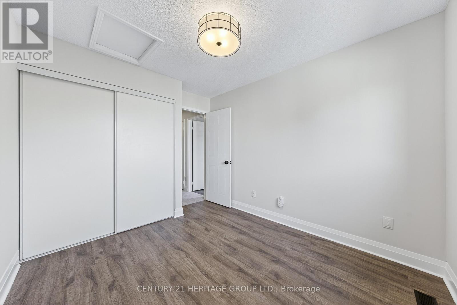 654 Gibney Crescent, Newmarket, Ontario  L3X 1Y1 - Photo 29 - N12464119