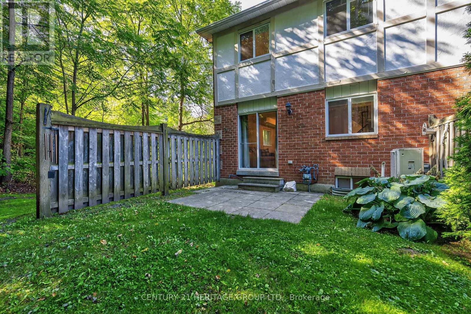654 Gibney Crescent, Newmarket, Ontario  L3X 1Y1 - Photo 37 - N12464119