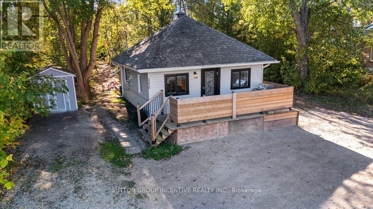 1226 Maple Road, Innisfil, Ontario  L0L 1C0 - Photo 12 - N12464135