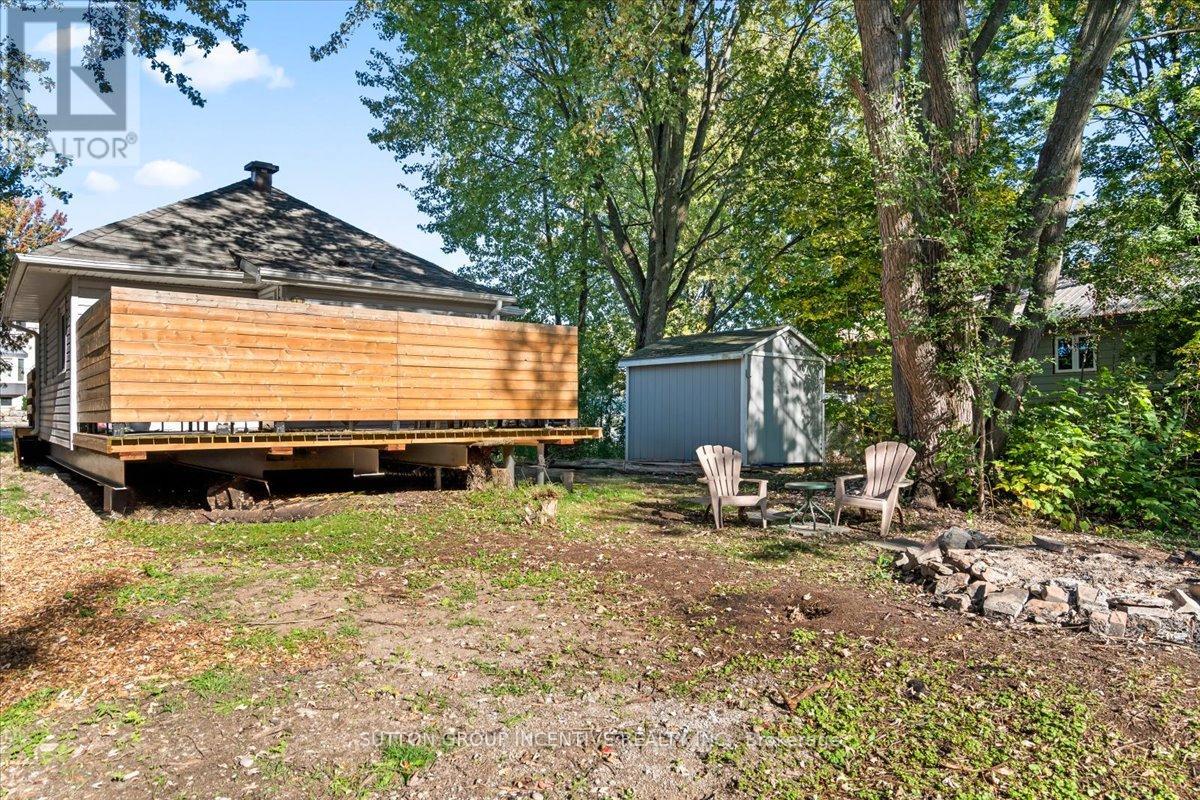 1226 Maple Road, Innisfil, Ontario  L0L 1C0 - Photo 15 - N12464135