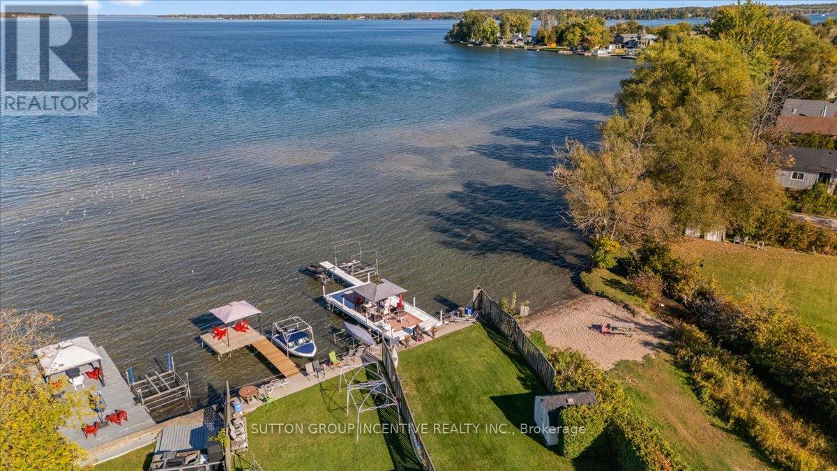 1226 Maple Road, Innisfil, Ontario  L0L 1C0 - Photo 7 - N12464135