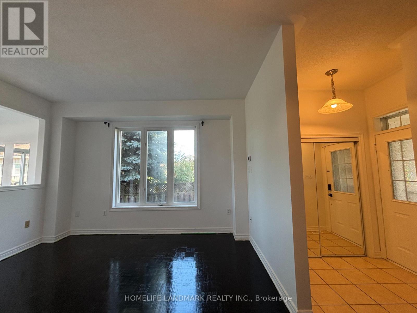 312 Tall Grass Trail, Vaughan, Ontario  L4L 9R1 - Photo 11 - N12464138