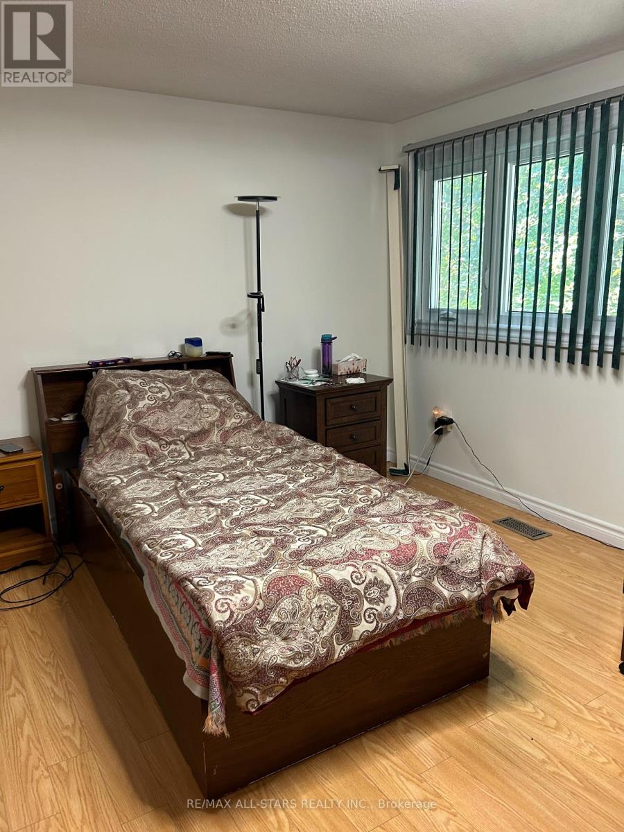 277 Risebrough Circuit, Markham, Ontario  L3R 3J3 - Photo 20 - N12464170