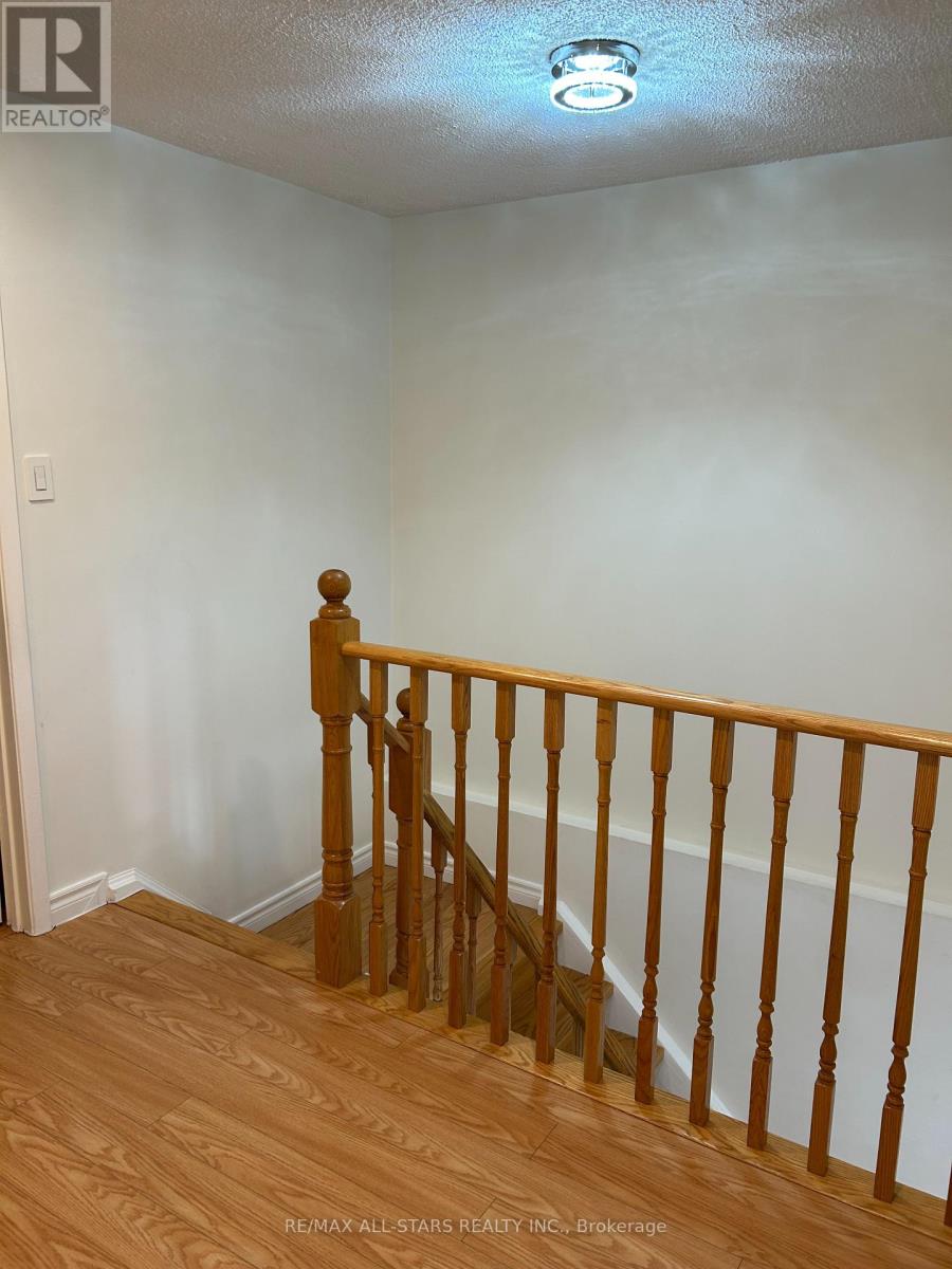 277 Risebrough Circuit, Markham, Ontario  L3R 3J3 - Photo 29 - N12464170