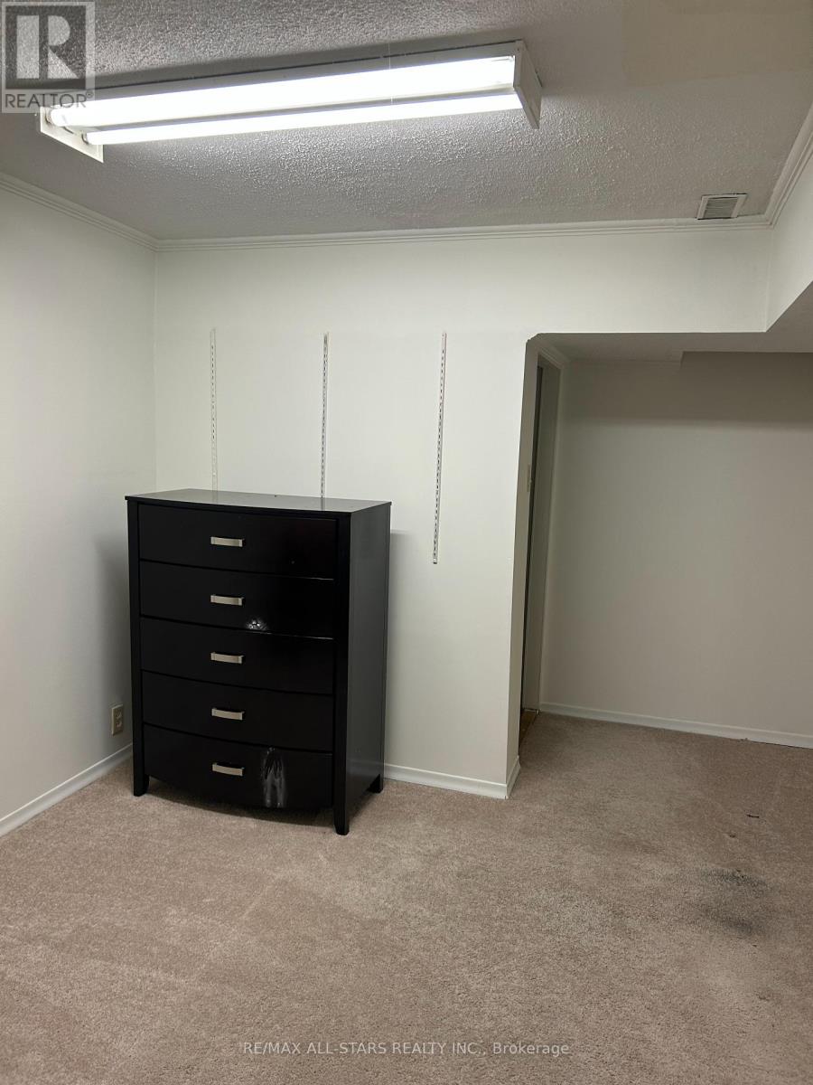 277 Risebrough Circuit, Markham, Ontario  L3R 3J3 - Photo 33 - N12464170