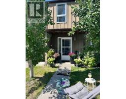 338, 457 COLLINGE Road Hillcrest