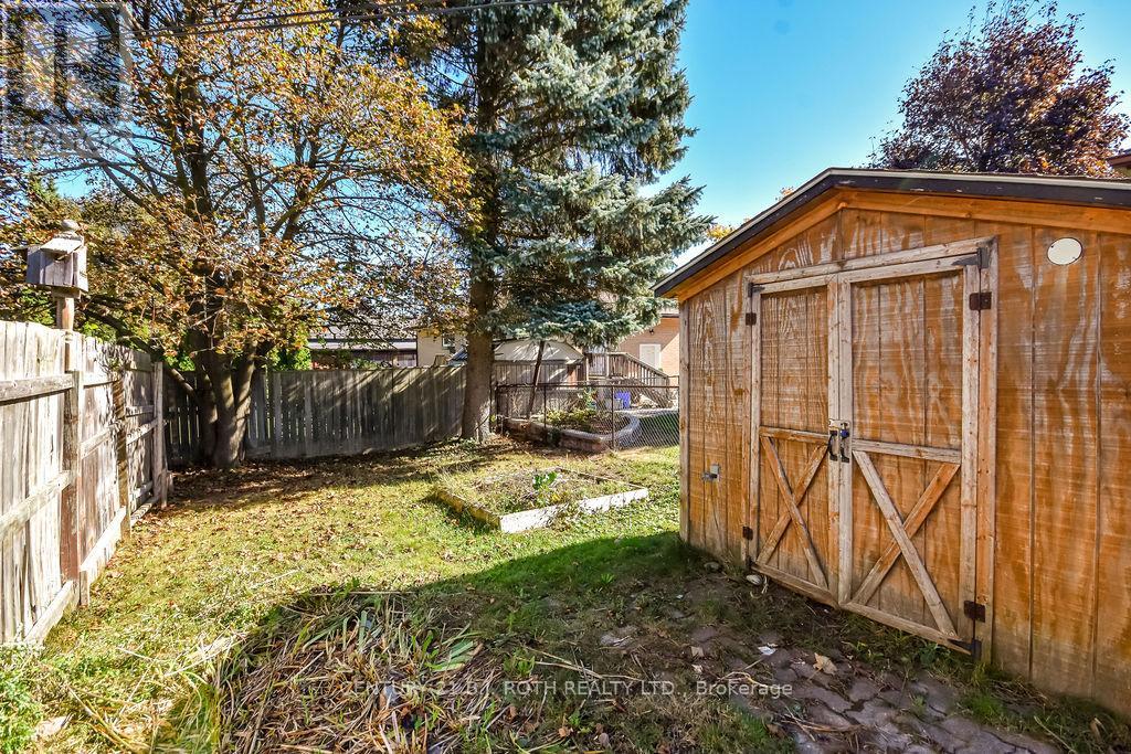 63 Davidson Street, Barrie, Ontario  L4M 3S2 - Photo 6 - S12464145