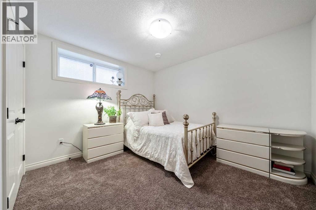 101 Rockford Road Nw, Calgary, Alberta  T3G 0E1 - Photo 37 - A2257231