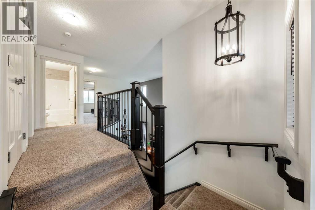 101 Rockford Road Nw, Calgary, Alberta  T3G 0E1 - Photo 19 - A2257231