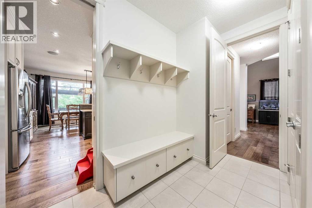 101 Rockford Road Nw, Calgary, Alberta  T3G 0E1 - Photo 15 - A2257231