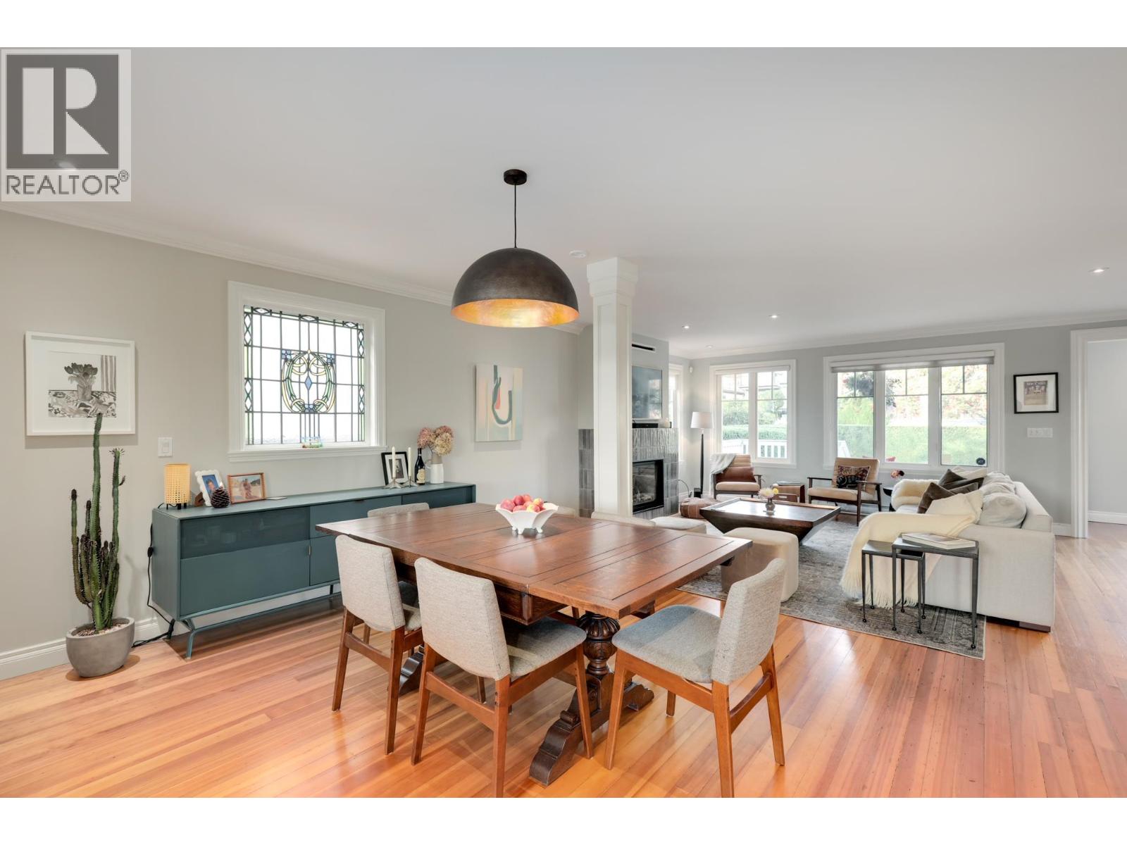563 E 6th Street, North Vancouver, British Columbia  V7L 1R2 - Photo 8 - R3058364