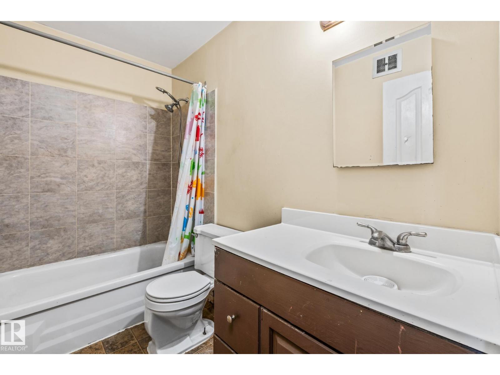 222 Village On The Green Nw, Edmonton, Alberta  T5A 1H2 - Photo 11 - E4462194