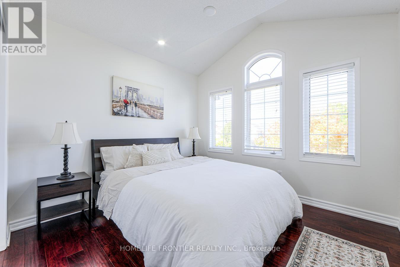 3391 Bruzan Crescent, Mississauga, Ontario  L5N 8M2 - Photo 36 - W12449342