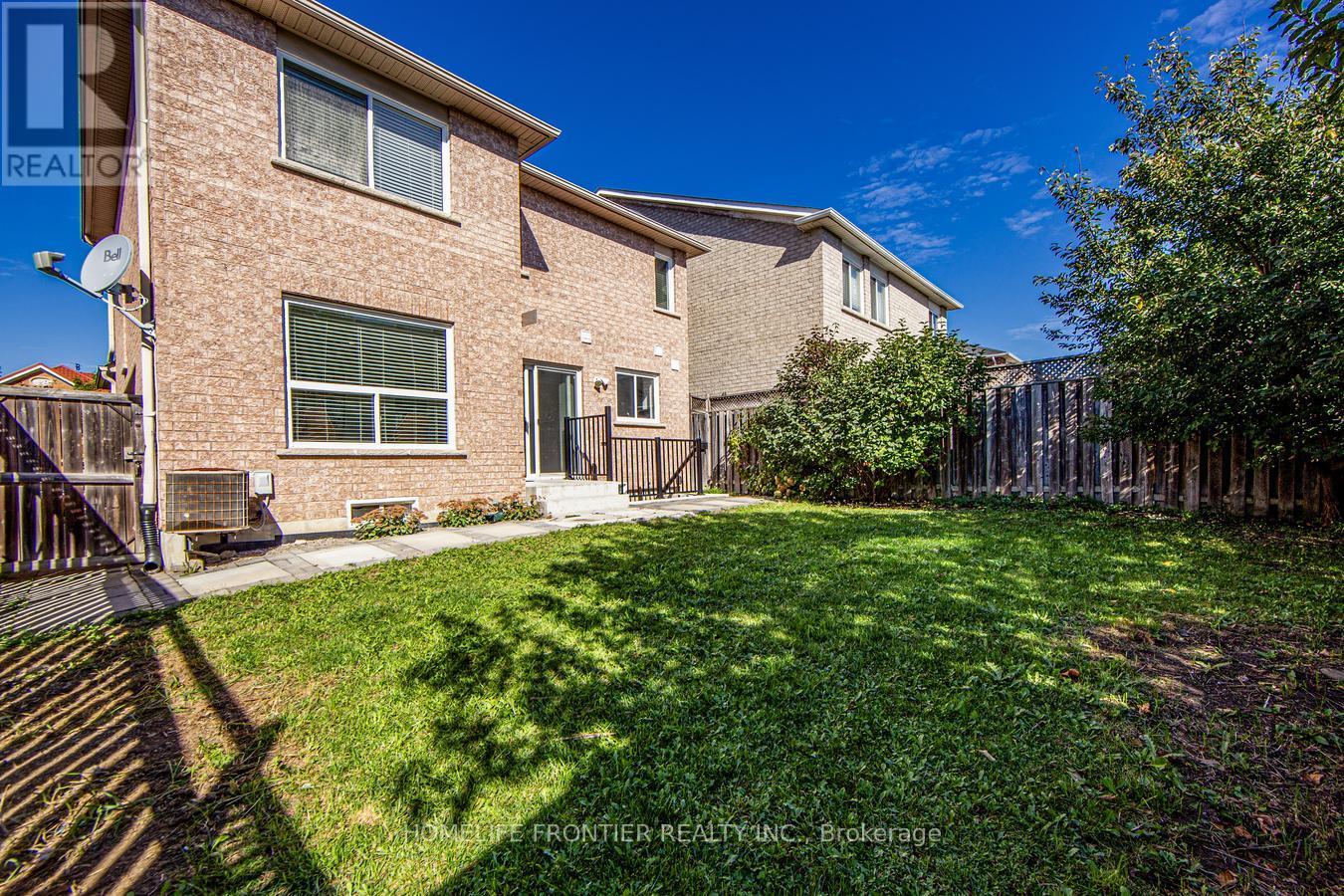 3391 Bruzan Crescent, Mississauga, Ontario  L5N 8M2 - Photo 49 - W12449342