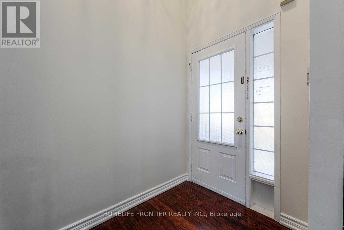 3391 Bruzan Crescent, Mississauga, Ontario  L5N 8M2 - Photo 5 - W12449342