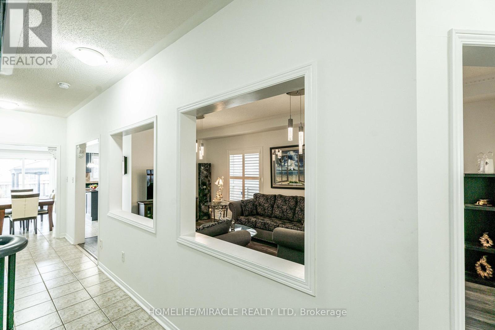 16 Signet Court, Brampton, Ontario  L7A 2V1 - Photo 23 - W12464065