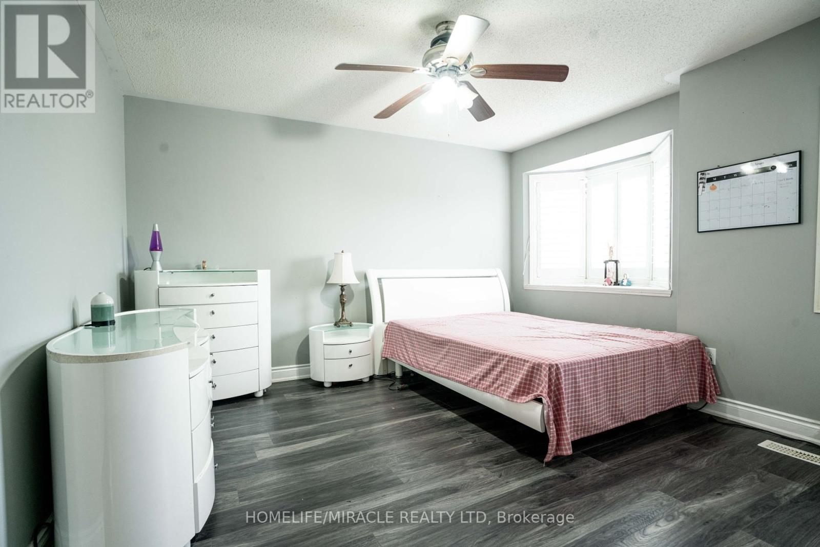 16 Signet Court, Brampton, Ontario  L7A 2V1 - Photo 43 - W12464065