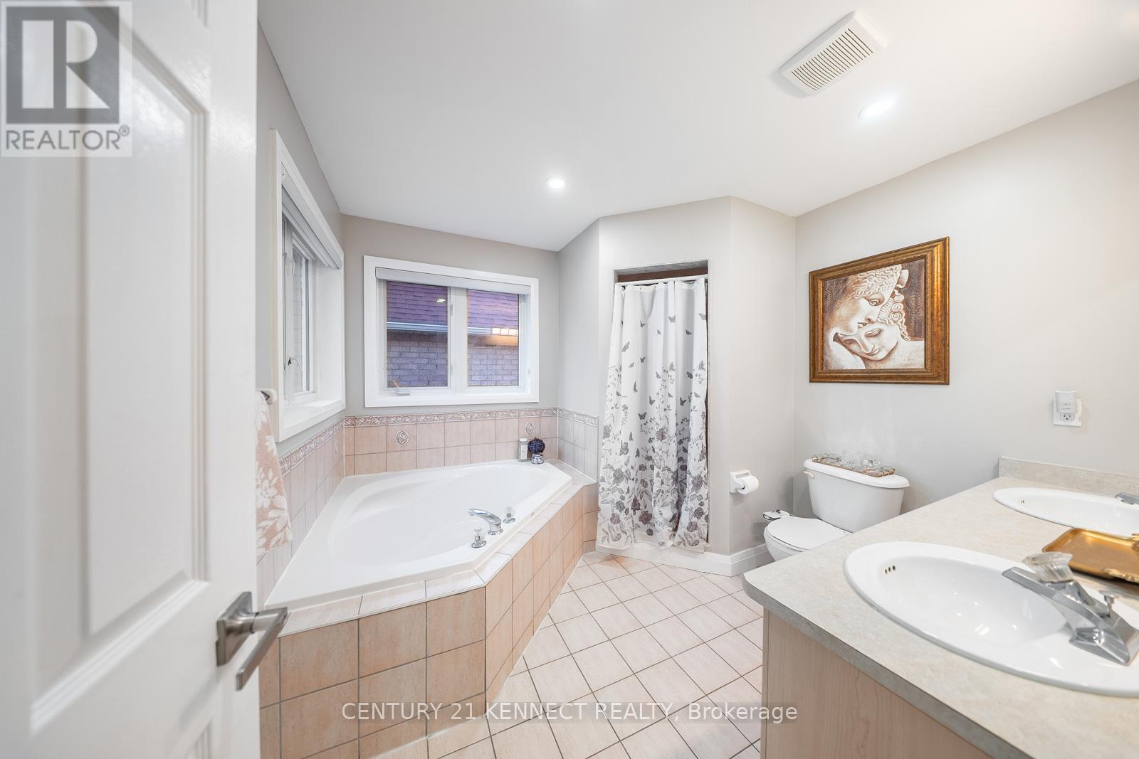 656 Kaiser Drive, Mississauga, Ontario  L5W 1T6 - Photo 26 - W12464074
