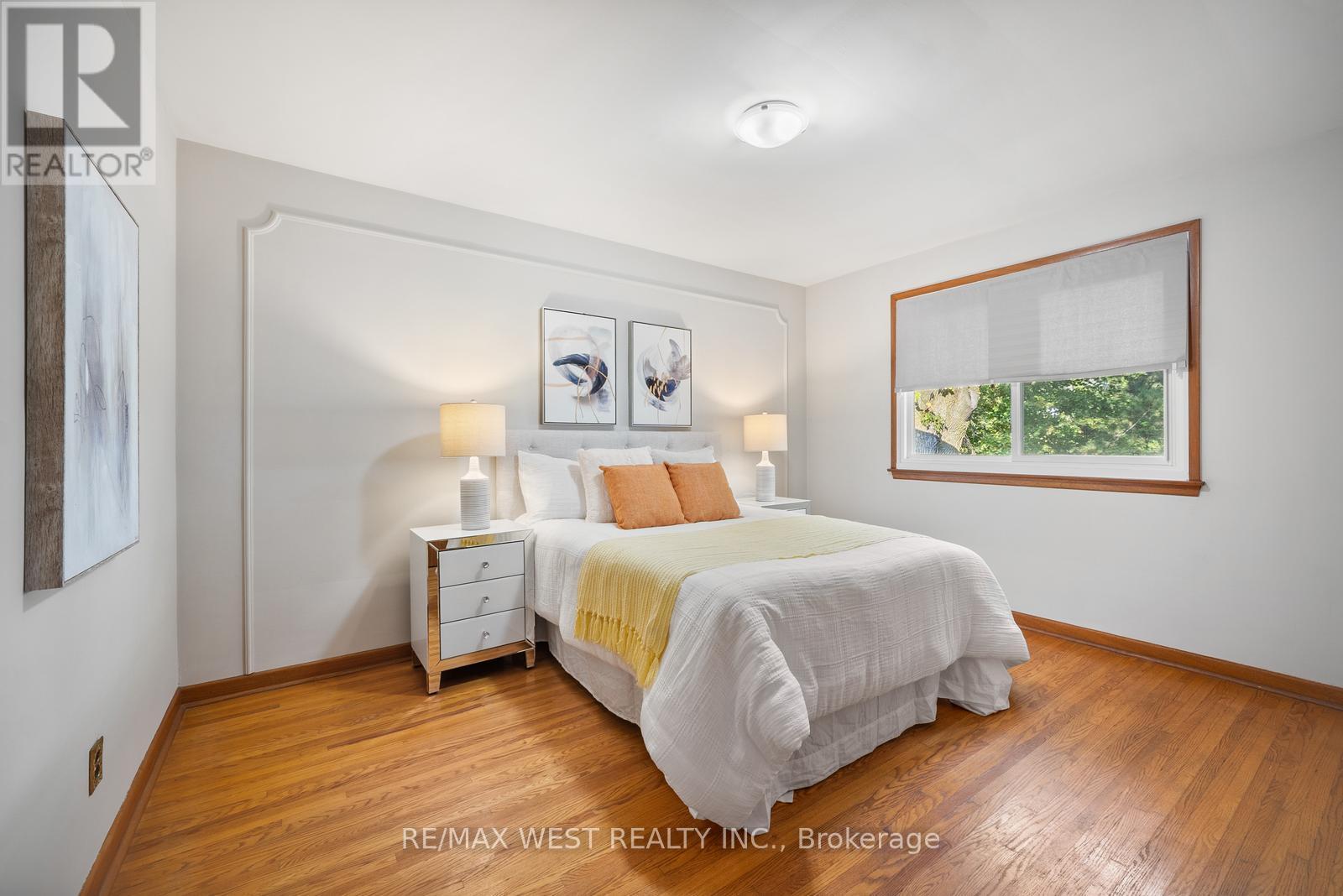 47 Gibson Avenue, Toronto, Ontario  M9V 2S5 - Photo 11 - W12464088