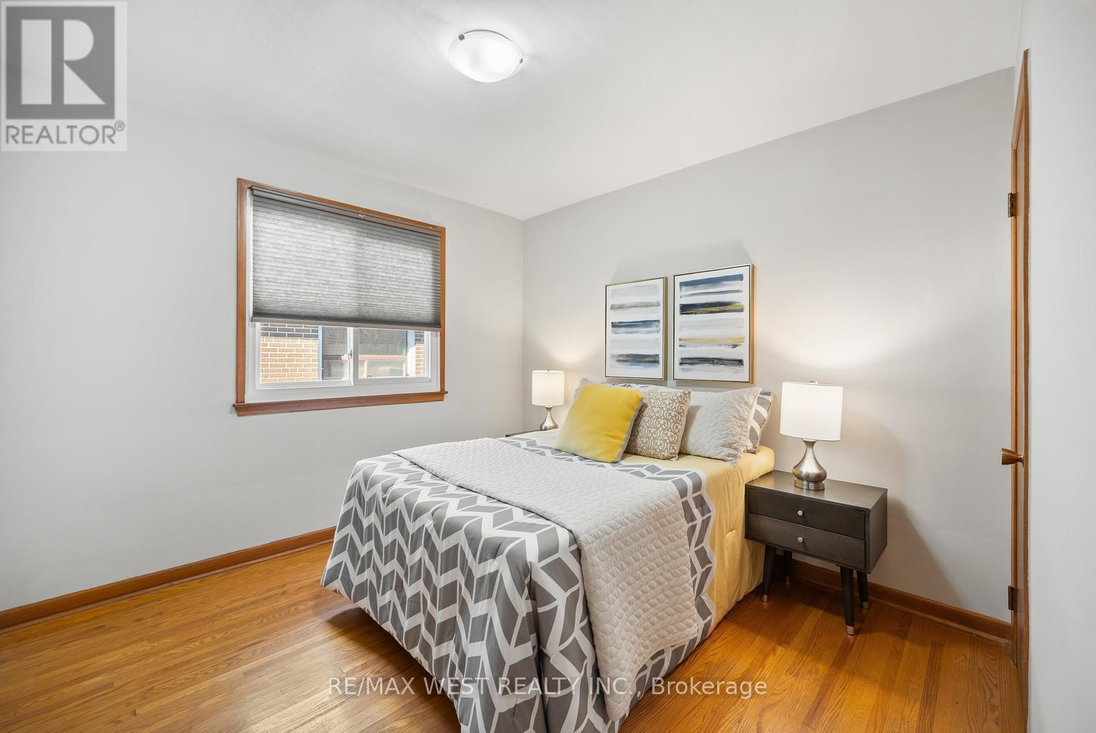 47 Gibson Avenue, Toronto, Ontario  M9V 2S5 - Photo 12 - W12464088