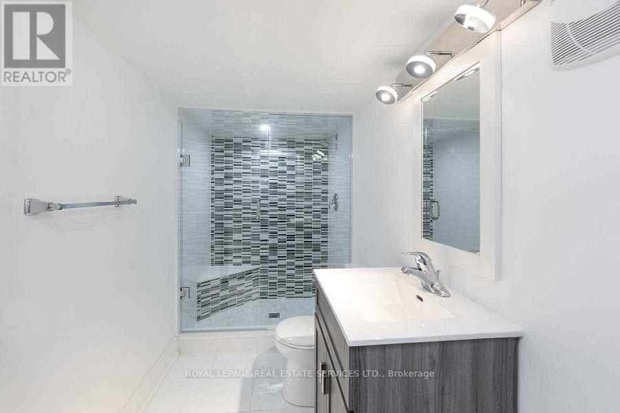 Upper - 3269 Respond Road, Mississauga, Ontario  L5M 7X5 - Photo 18 - W12464090