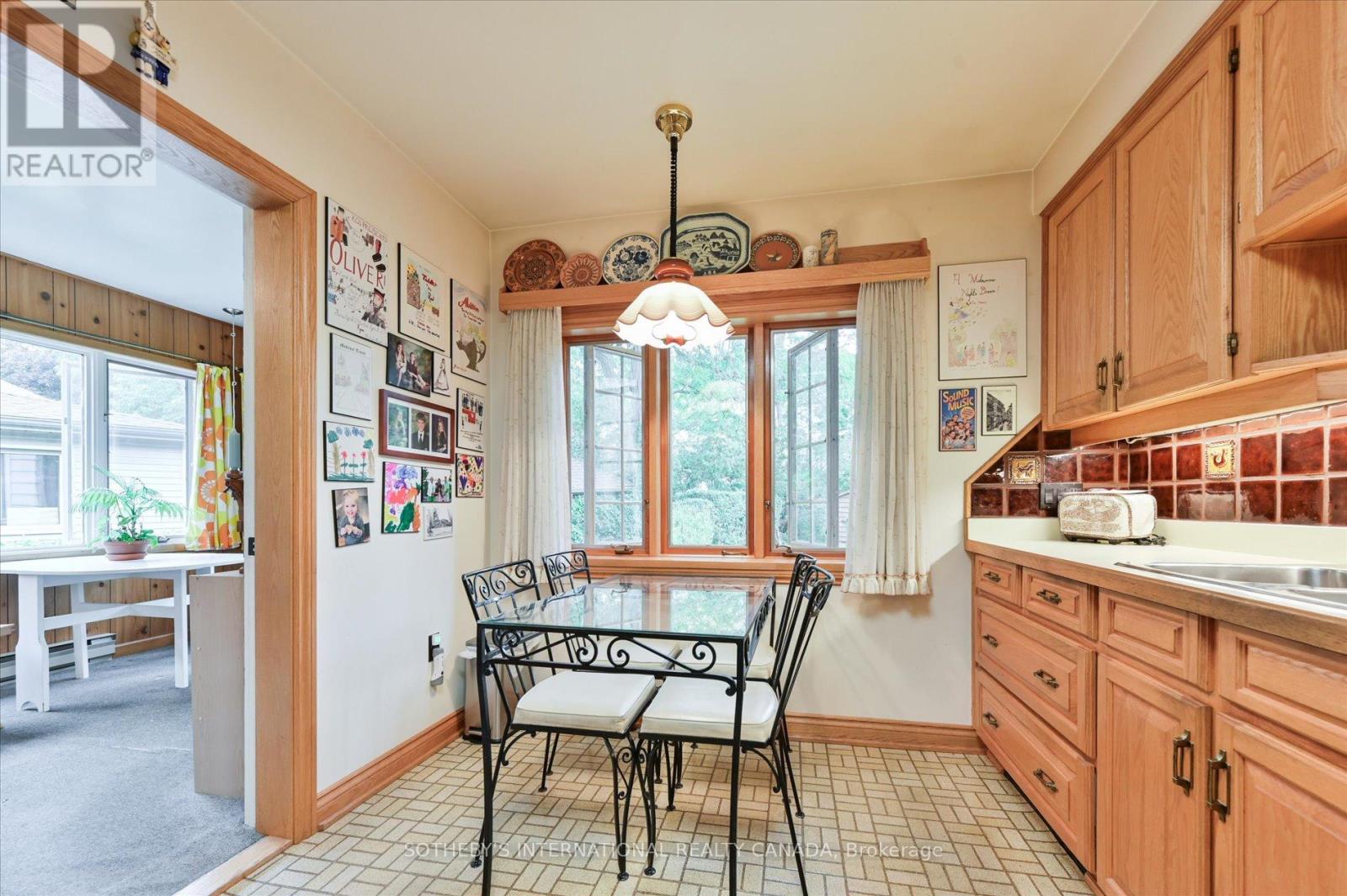78 Humberview Road, Toronto, Ontario  M6S 1W8 - Photo 12 - W12464095