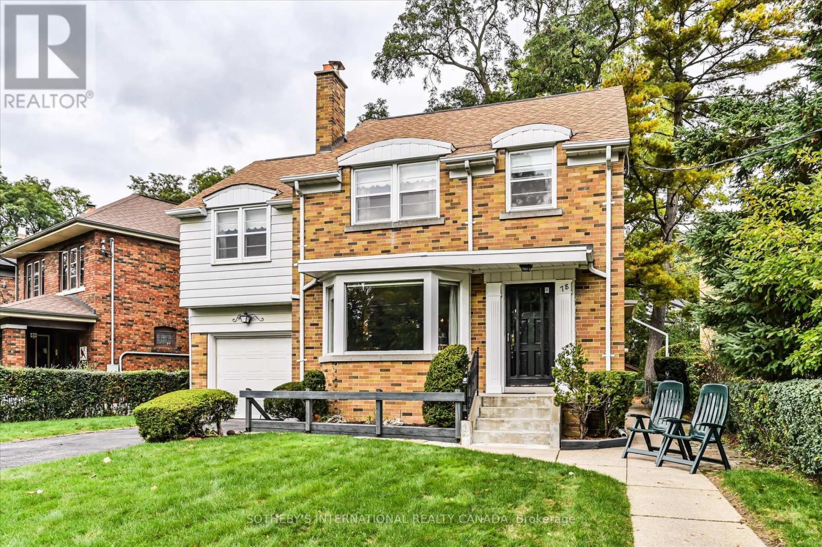 78 Humberview Road, Toronto, Ontario  M6S 1W8 - Photo 2 - W12464095