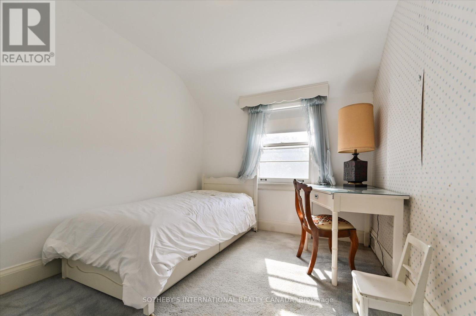 78 Humberview Road, Toronto, Ontario  M6S 1W8 - Photo 23 - W12464095