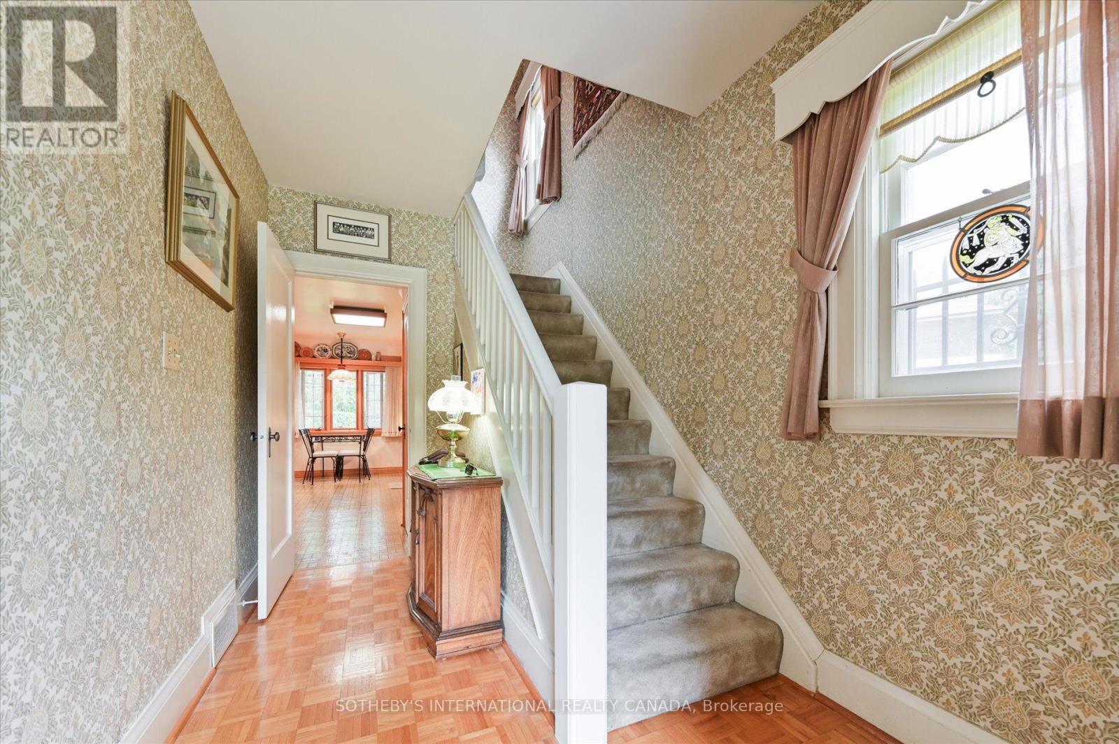 78 Humberview Road, Toronto, Ontario  M6S 1W8 - Photo 6 - W12464095